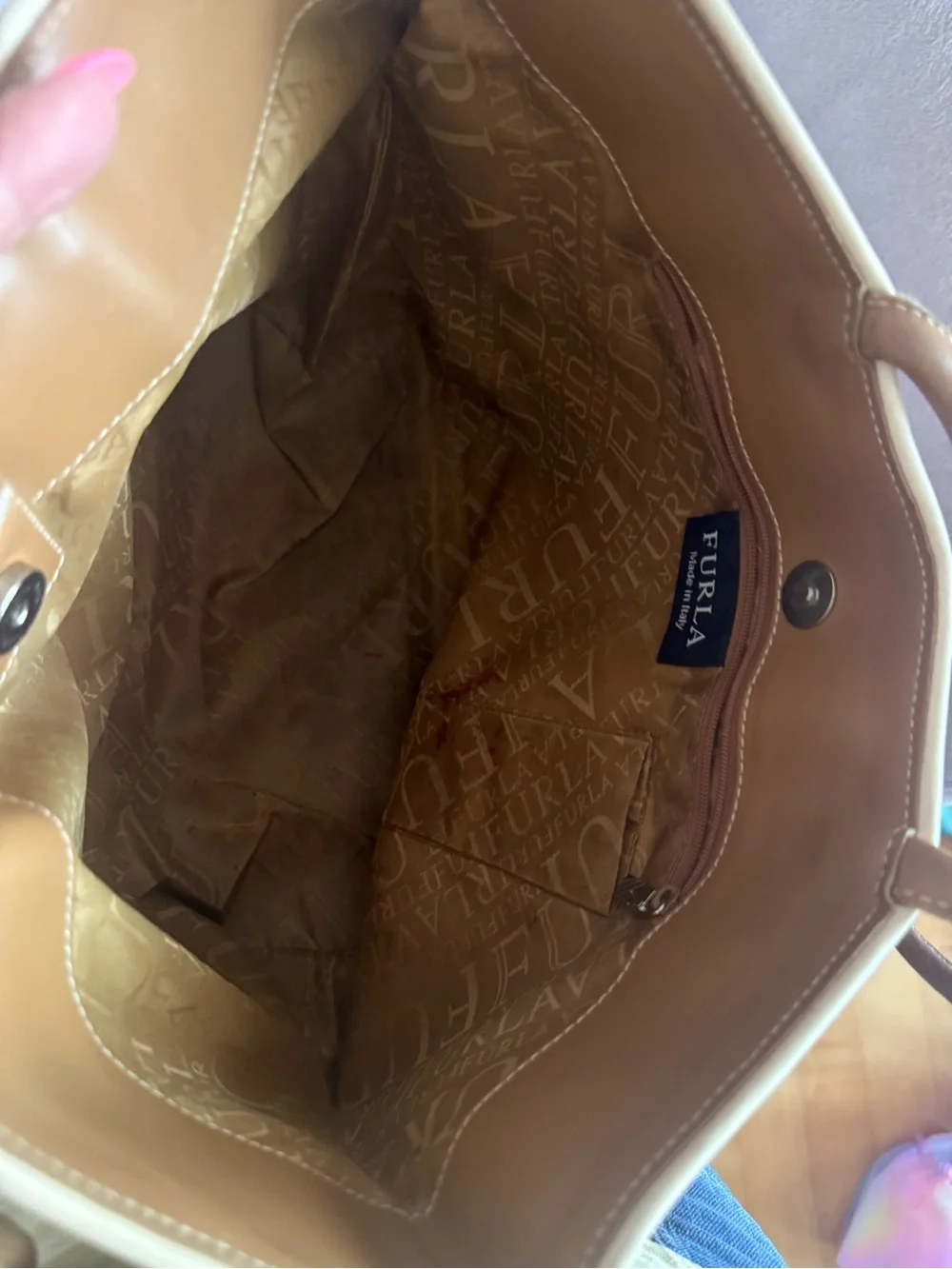 Women’s Tan Tote Bag with Bow Accent
